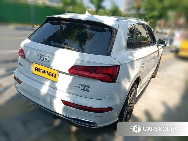 Audi Q5L 2021 Белый из Китая, фото 5