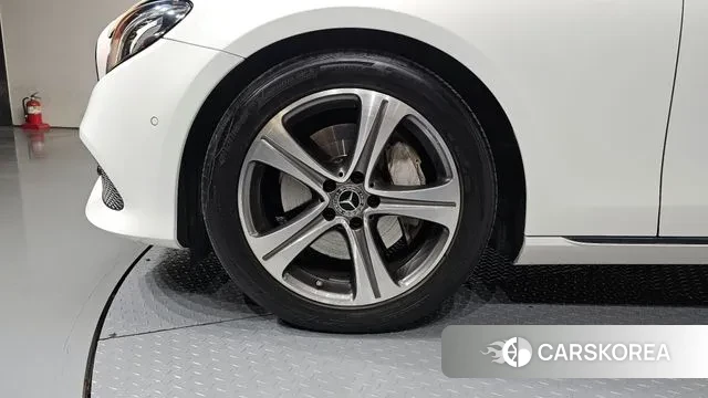 Mercedes-Benz E-Class W213 id 3631781 из Кореи 15