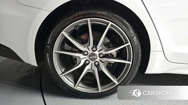 Genesis The New G70 id 3904239 из Кореи 15