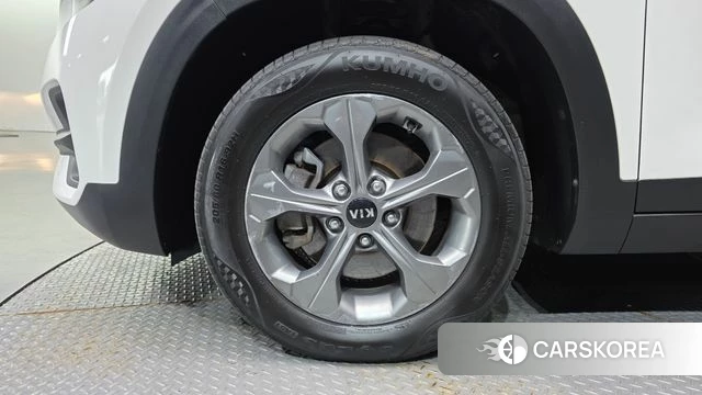 Kia Seltos id 4632275 из Кореи 15