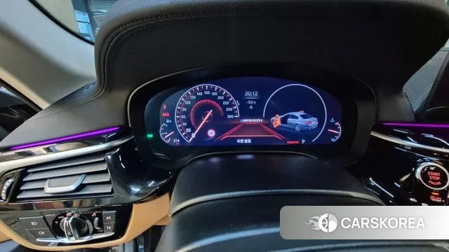 BMW 5 Series (G30) id 3474477 из Кореи 14