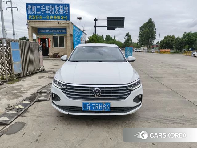 Volkswagen Lavida 2023 Белый из Китая, фото 5