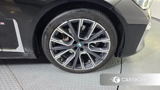 BMW 7 Series (G11) id 3598153 из Кореи 15