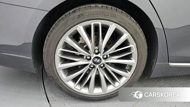 Hyundai Grandeur IG id 4325971 из Кореи 27