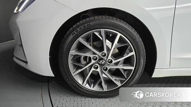 Hyundai The New Avante AD id 3905578 из Кореи 15