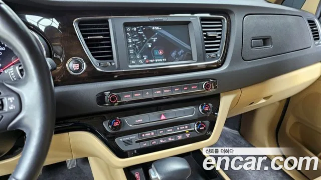 Kia The New Carnival id 2660601 из Кореи 15