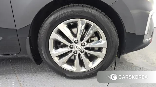 Kia The New Carnival id 3602045 из Кореи 15