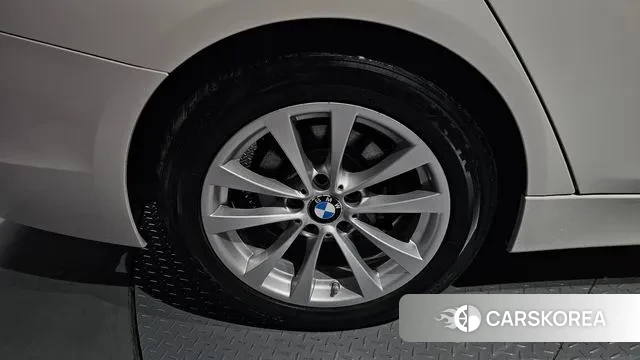 BMW 3 Series (F30) id 3009479 из Кореи 15