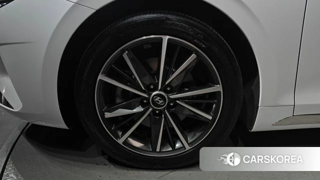 Hyundai The New Grandeur IG id 4676321 из Кореи 28