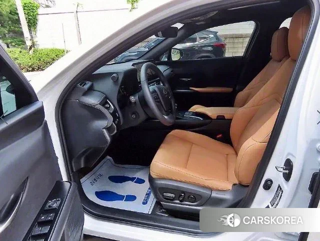 Lexus UX250h id 2978926 из Кореи 15