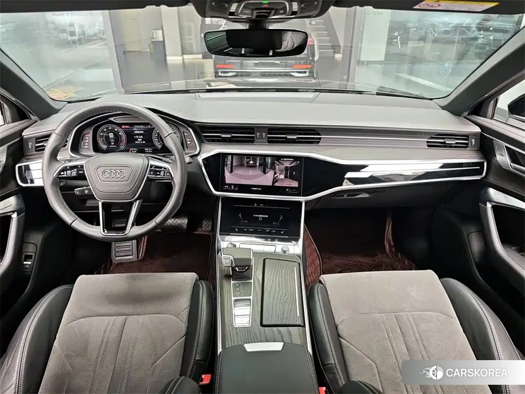 Audi A6L id 4629465 из Китая 13