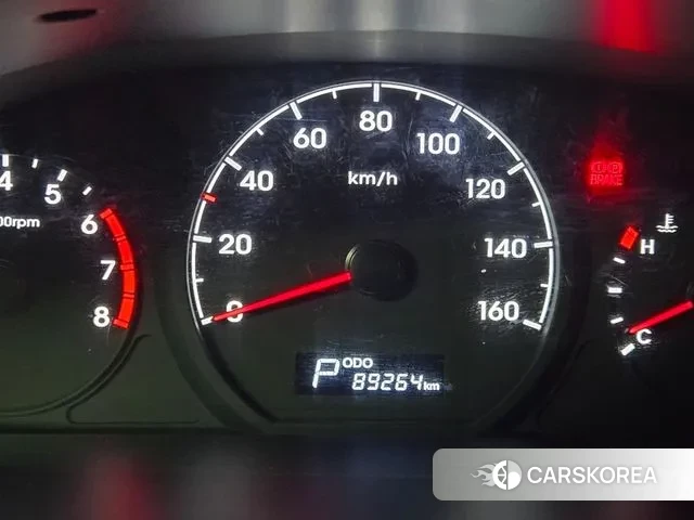 Hyundai The New Grand Starex 2018 Желтый из Кореи, фото 5