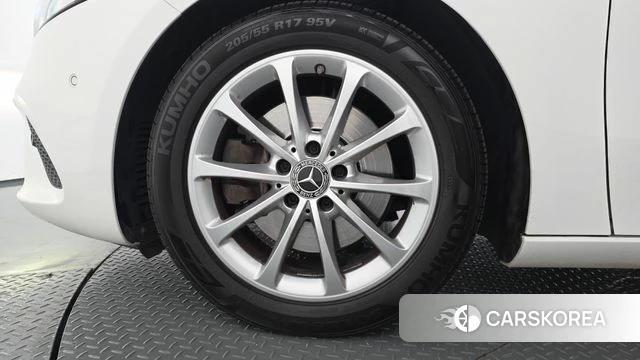 Mercedes-Benz A-Class W177 id 4698341 из Кореи 15