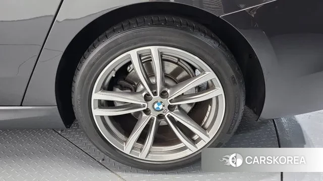 BMW 6 Series GT (G32) id 3747949 из Кореи 15