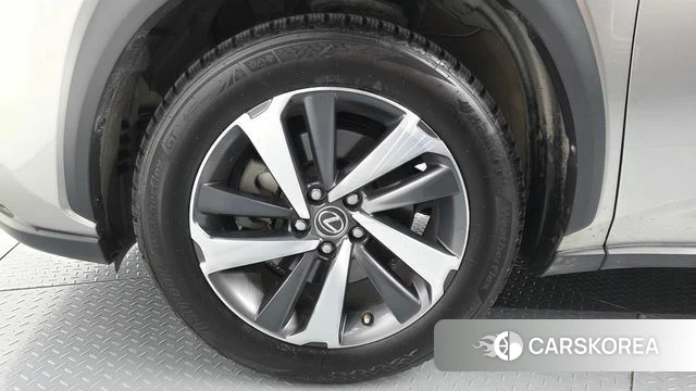 Lexus NX300h id 4424760 из Кореи 15