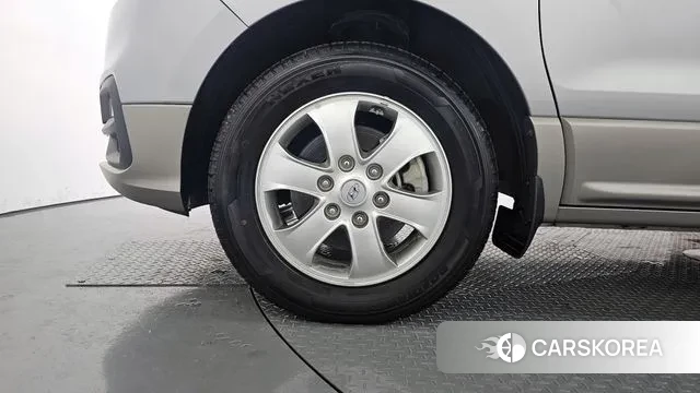 Hyundai The New Grand Starex id 3563068 из Кореи 15