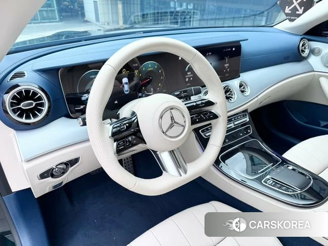 Mercedes-Benz E-class (imported) 2023 Зеленый из Китая, фото 5