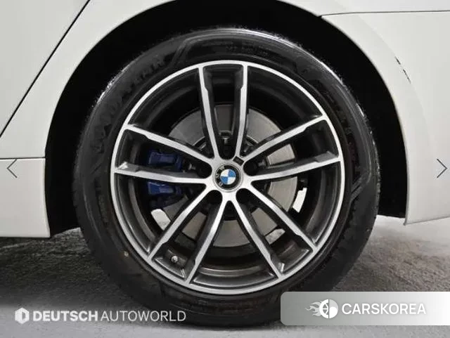 BMW 5 Series (G30) id 3437484 из Кореи 15