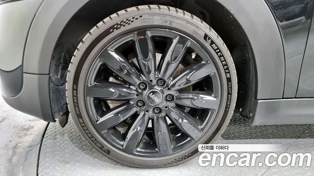 Mini Cooper S id 2713757 из Кореи 15