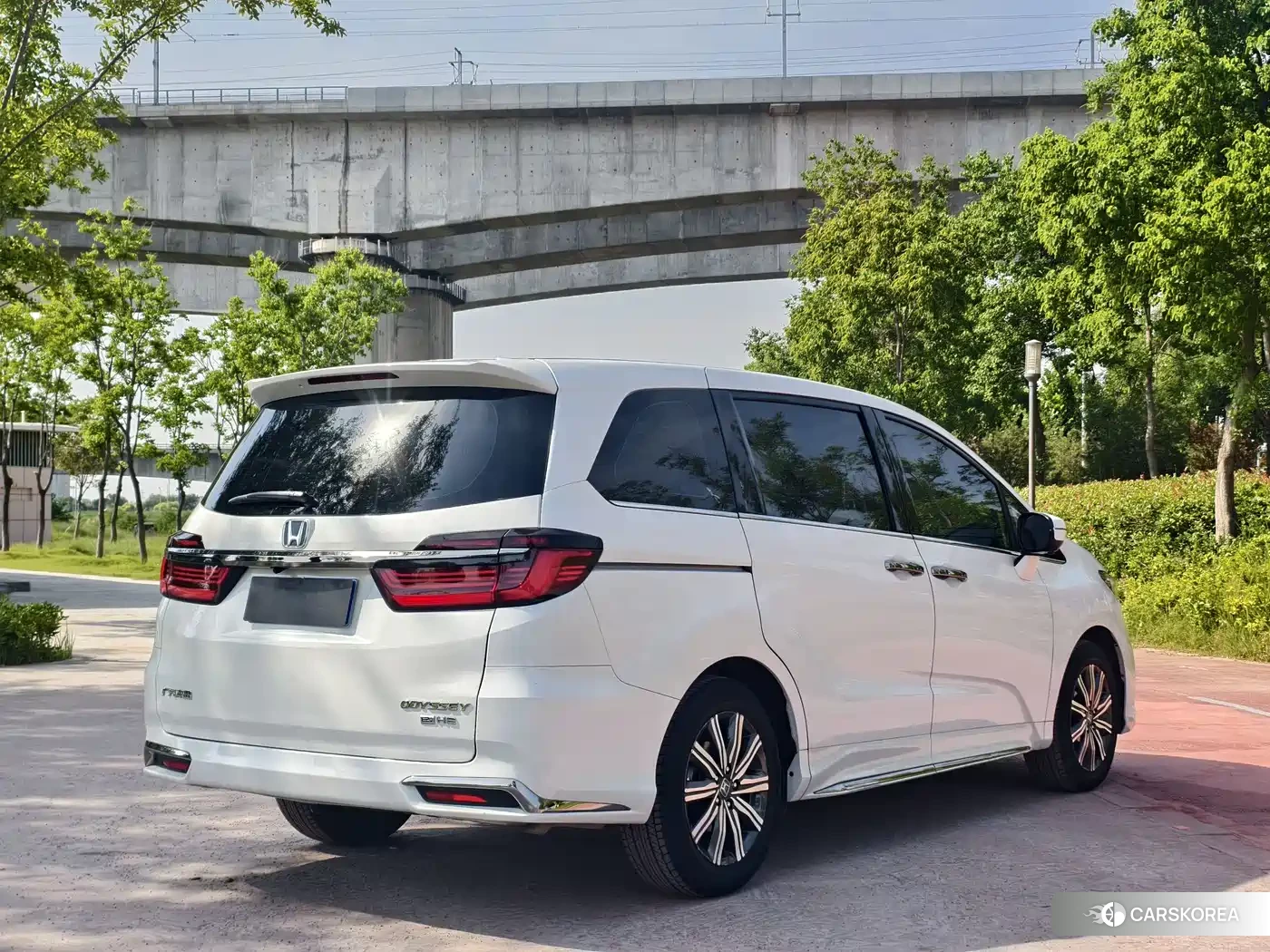 Honda Odyssey id 4515473 из Китая 9
