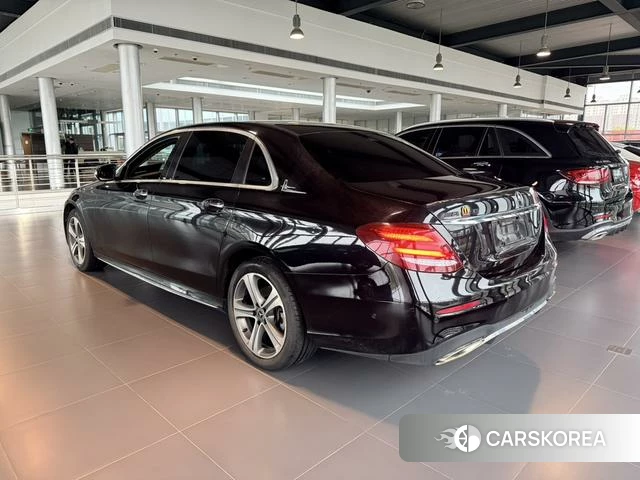 Mercedes-Benz E-class id 4241001 из Китая 9