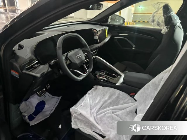 Audi Q5 (80A) 2025 Черный из Кореи, фото 5