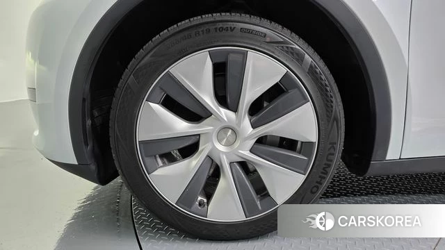Tesla Model Y id 4579054 из Кореи 26