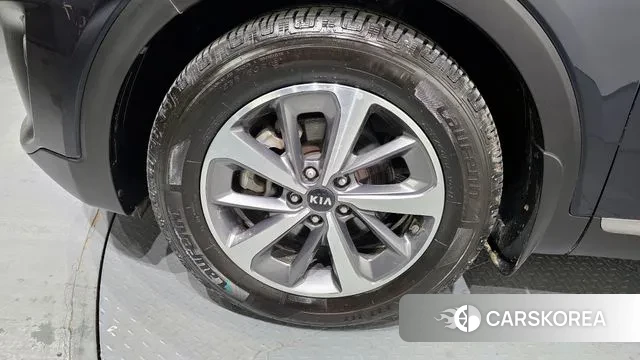 Kia The New Sorento id 3666478 из Кореи 15