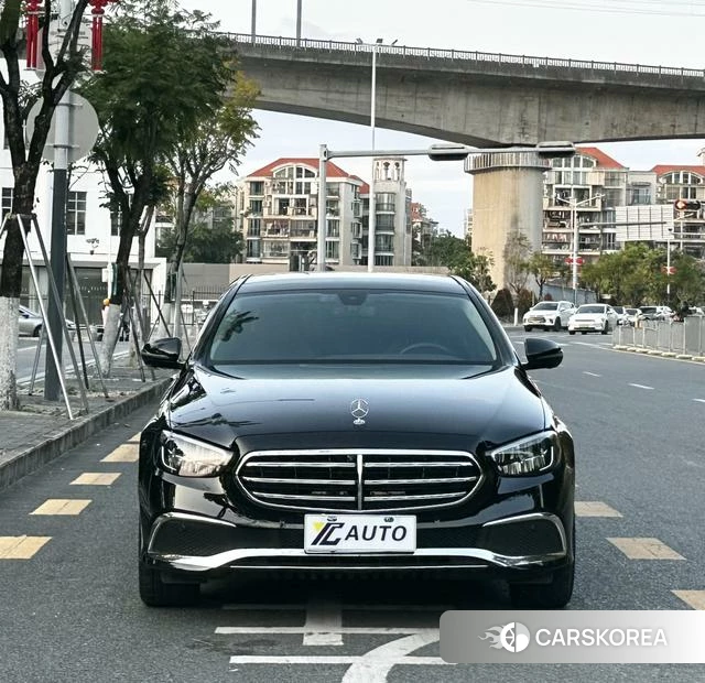 Mercedes-Benz E-class id 4306843 из Китая 11