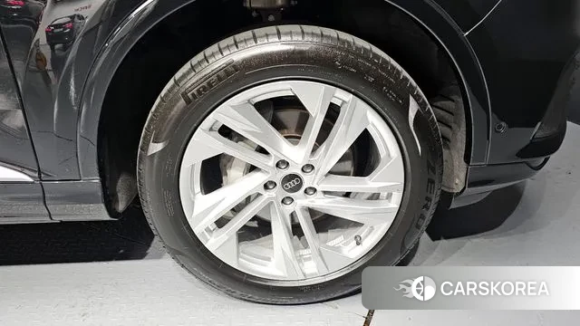 Audi Q7 (4M) id 2979130 из Кореи 15