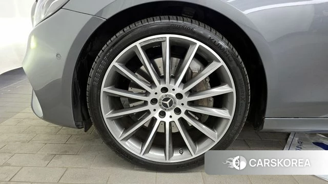 Mercedes-Benz E-Class W213 id 4245679 из Кореи 15