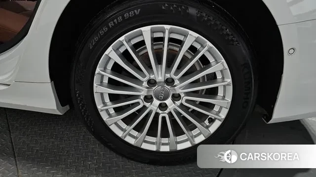 Audi A6 (C8) id 3044505 из Кореи 15