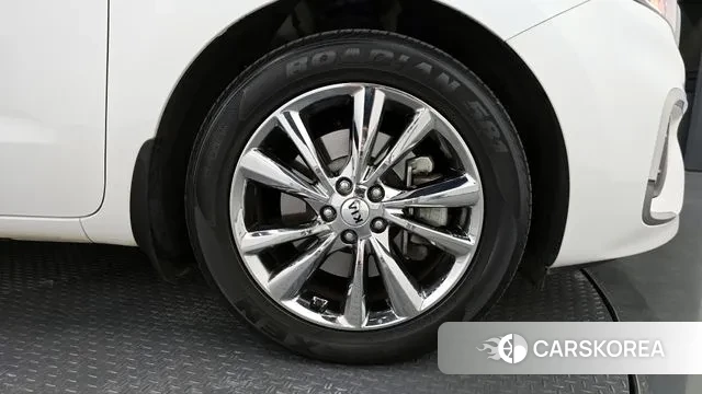 Kia The New Carnival id 3045603 из Кореи 15