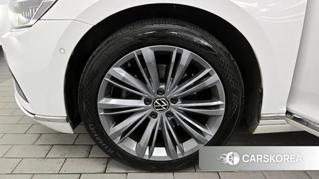 Volkswagen Passat GT (B8) id 3012675 из Кореи 15