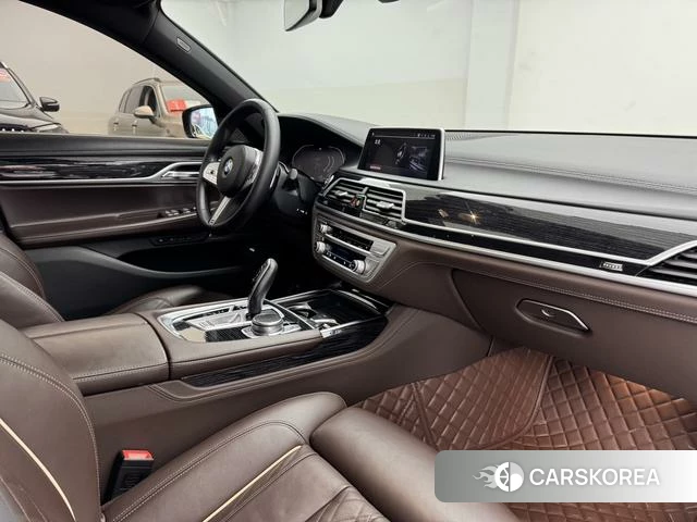 BMW 7 series id 4348817 из Китая 31
