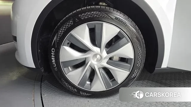 Tesla Model Y id 3289209 из Кореи 15