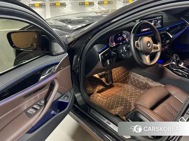 BMW 5 Series (G30) id 3472341 из Кореи 15