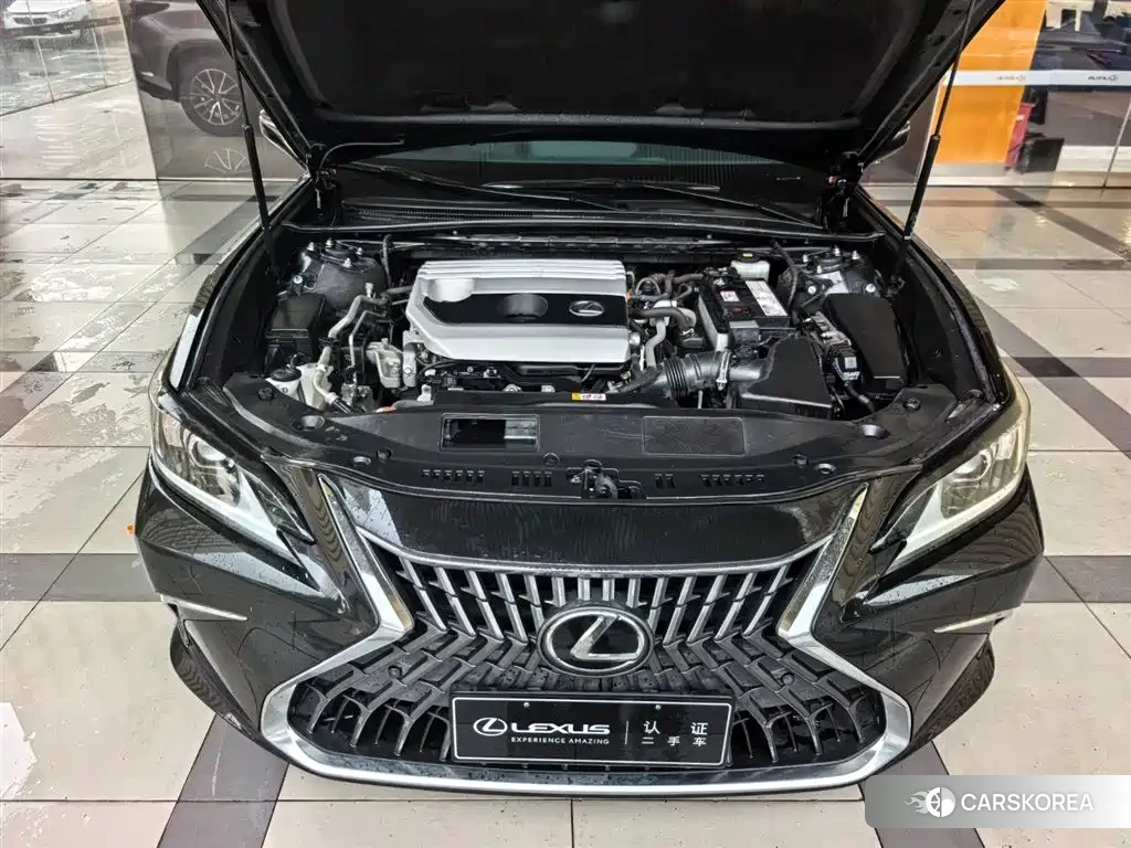 Lexus ES 2022 Черный из Китая, фото 5