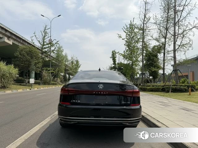 Volkswagen Passat id 4314206 из Китая 9