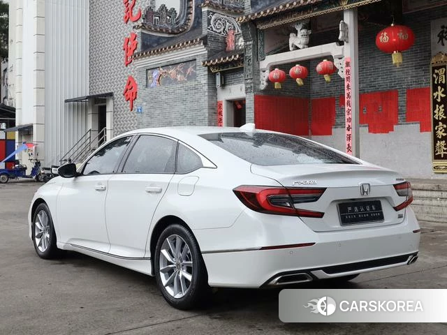 Honda Accord id 4348647 из Китая 25
