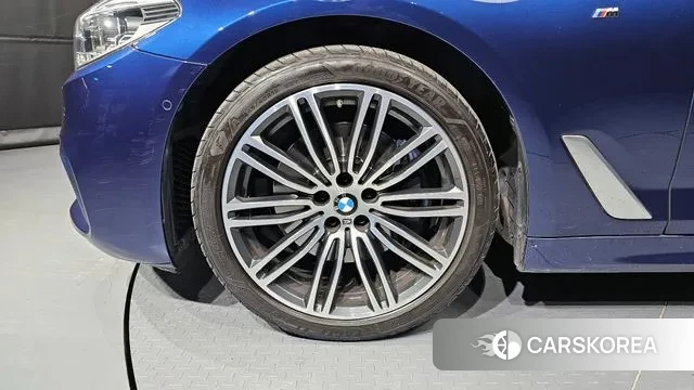 BMW 5 Series (G30) id 3422840 из Кореи 15