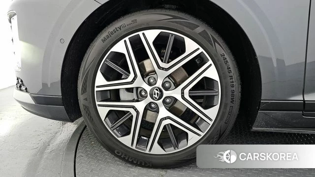 Hyundai Grandeur Hybrid (GN7) id 3891604 из Кореи 15