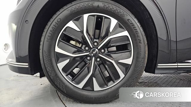 Kia EV6 id 4872012 из Кореи 31