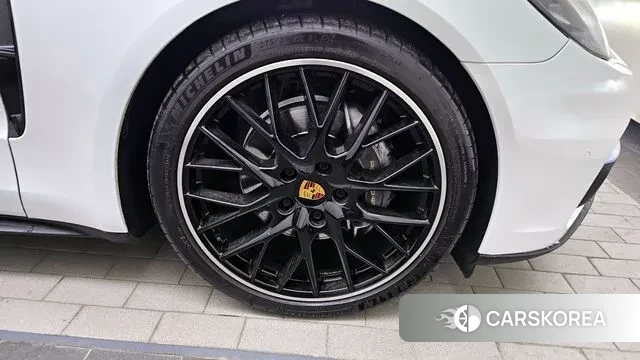 Porsche Panamera (971) id 3530636 из Кореи 15
