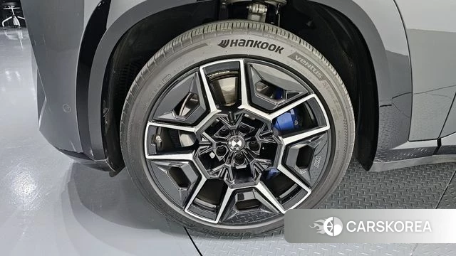 BMW XM (G09) id 3883396 из Кореи 15