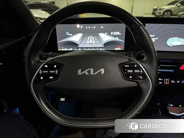 Kia EV6 id 3142963 из Кореи 15