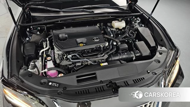 Lexus ES300h 7th generation id 4527745 из Кореи 38