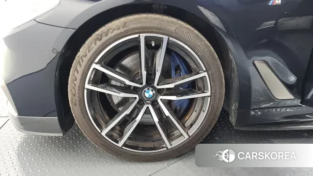 BMW 5 Series (G30) id 3357028 из Кореи 15