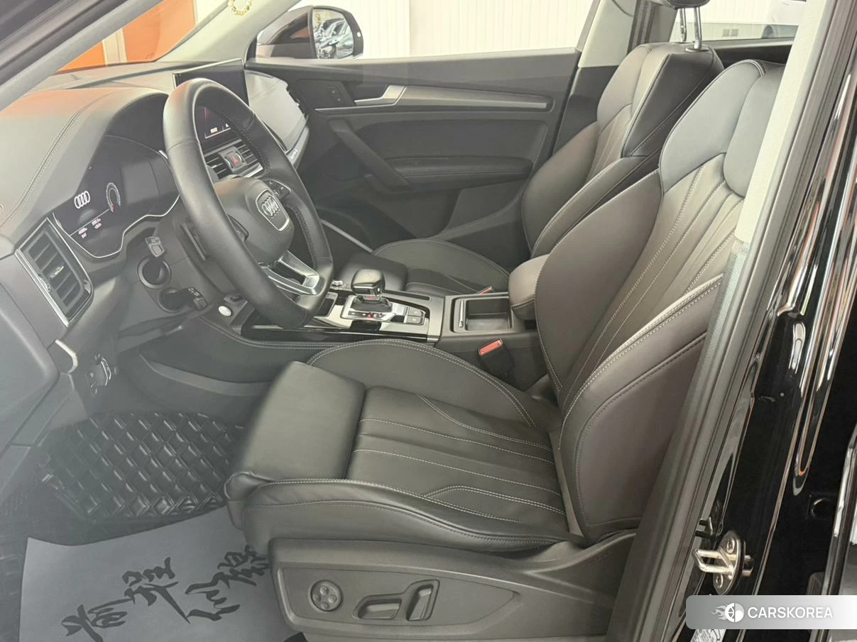 Audi Q5L id 4413260 из Китая 7