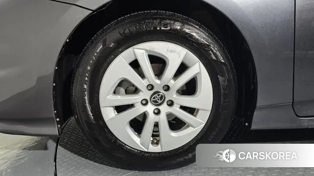 Toyota Prius 4th Generation id 3723534 из Кореи 15